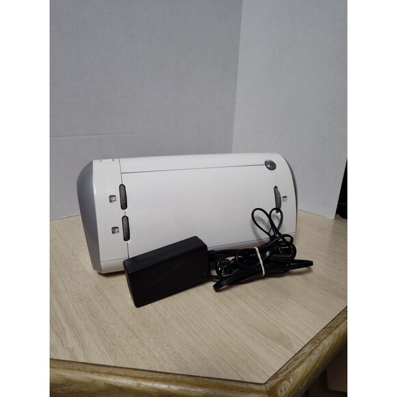 Cricut Personal Electronic Cutter Machine Model CRV001 - Tested Power Adapter - Picture 9 of 9